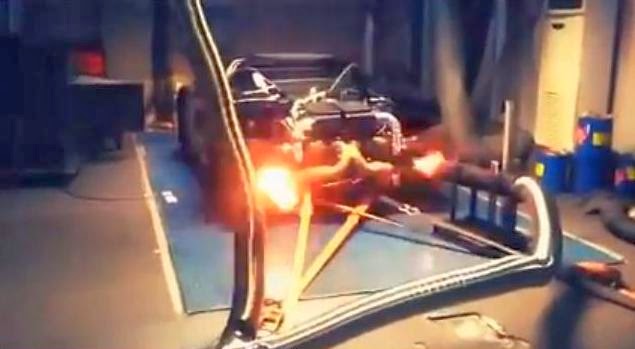 Η Ρώσικη Lamborghini των 2.000hp ουρλιάζει βγάζοντας φωτιές στο δυναμόμετρο [Video] - Φωτογραφία 2