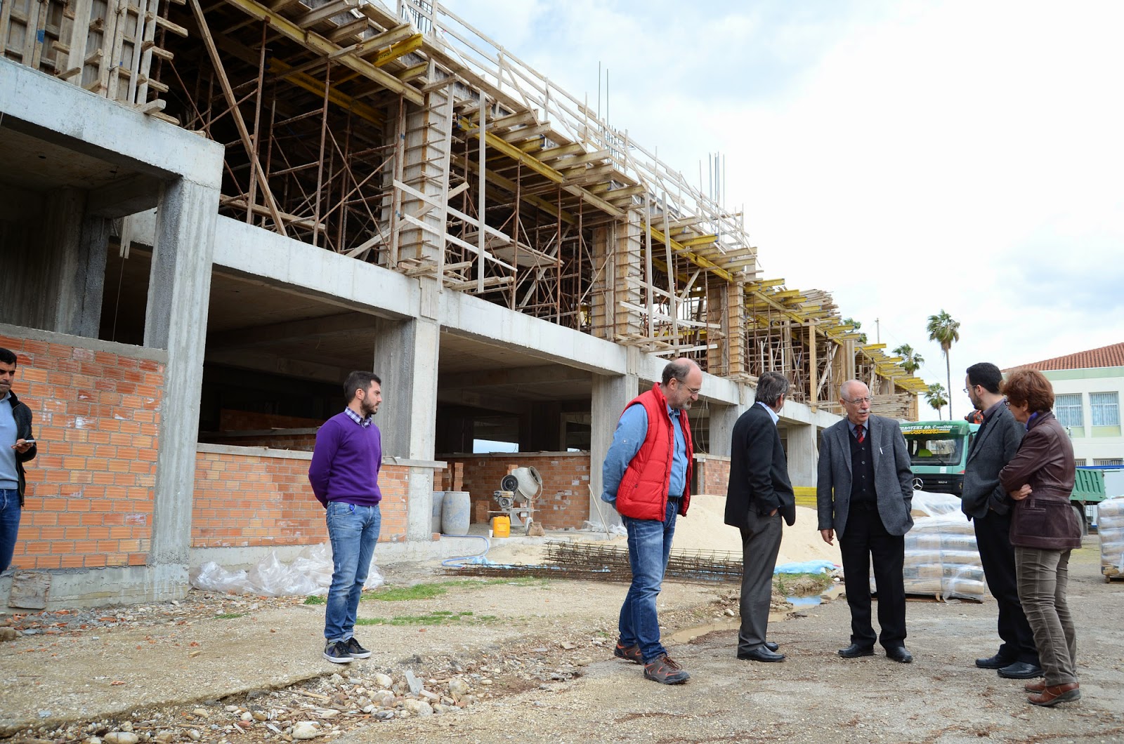 Πάτρα: Πότε θα είναι έτοιμο το Δημοτικό Σχολείο Βραχνεΐκων - Επίσκεψη του Δημάρχου Πατρέων στο υπό ανέγερση σχολικό κτίριο - Φωτογραφία 4