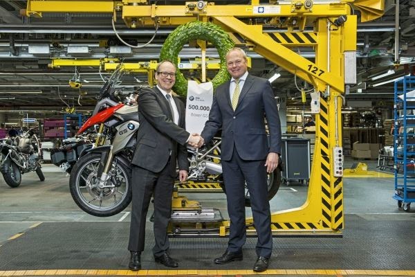 Παραγωγή της 500.000ής μοτοσικλέτας BMW GS με κινητήρα boxer στο εργοστάσιο της BMW στο Βερολίνο - Φωτογραφία 5