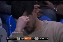 ΤΟΥΣ... ΕΣΠΑΣΕ ΤΑ ΝΕΥΡΑ Ο ΘΡΥΛΟΣ! (PHOTOS)