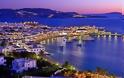 Νέο ρεκόρ θα καταρρίψει και φέτος ο ελληνικός τουρισμός