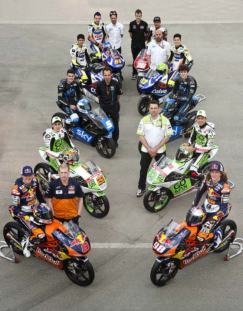 ΦΩΤΟΓΡΑΦΙΕΣ ON LINE: KTM MOTO3 FAMILY - Φωτογραφία 2