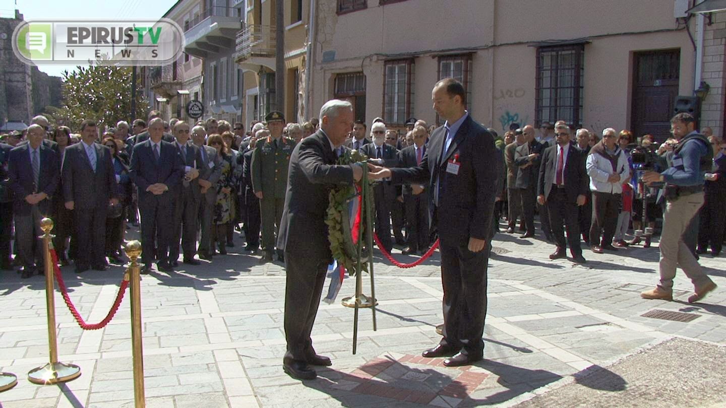 561 κεράκια άναψαν στο Κάστρο για 561 παιδιά που χάθηκαν στο Ολοκαύτωμα των Εβραίων των Ιωαννίνων [video] - Φωτογραφία 2