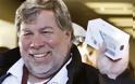 Ο Steve Wozniak κάνει delivery έναν iMac
