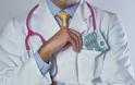 Ποιος είναι ο Κολωνακιώτης γιατρός που έκανε διάρρηξη στο Αγρίνιο