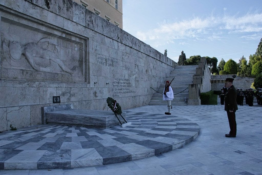 ΕΠΙΣΗΜΗ ΕΠΙΣΚΕΨΗ ΑΡΧΗΓΟΥ ΕΝΟΠΛΩΝ ΔΥΝΑΜΕΩΝ ΤΗΣ ΛΕΤΟΝΙΑΣ ΣΤΟ ΓΕΕΘΑ - Φωτογραφία 3