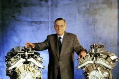 Η BMW εύχεται Χρόνια Πολλά στον Paul Rosche