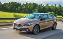 Volvo V40 Cross Country: αυτόματο ή μηχανικό κιβώτιο προσφέρεται στην ίδια τιμή