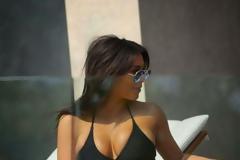 Η Kim Kardashian με μαύρο μπικίνι στην Ταϊλάνδη