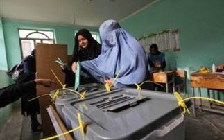 Στο 58% εκτιμάται ότι ανήλθε η συμμετοχή στις εκλογές του Αφγανιστάν - Φωτογραφία 1