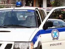Σύλληψη δύο Αλβανών για μεταφορά λαθρομετανάστη στην Καστοριά - Φωτογραφία 1