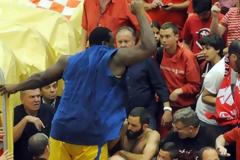 ΕΠΙΤΕΘΗΚΕ ΣΕ... ΟΠΑΔΟΥΣ Ο ΣΧΟΡΤΣΑΝΙΤΗΣ! (PHOTOS)