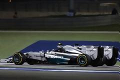 Νικητής ο Hamilton στο συναρπαστικό Grand Prix του Bahrain