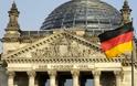 Το γερμανικό ΥΠΟΟΙΚ χαιρετίζει την έξοδο στις αγορές