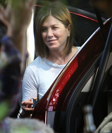 Τι συνέβη στην Τζένιφερ Άνιστον; - Εμφανίστηκε με βαθιές χαρακιές και ράμματα στο πρόσωπο - Φωτογραφία 6