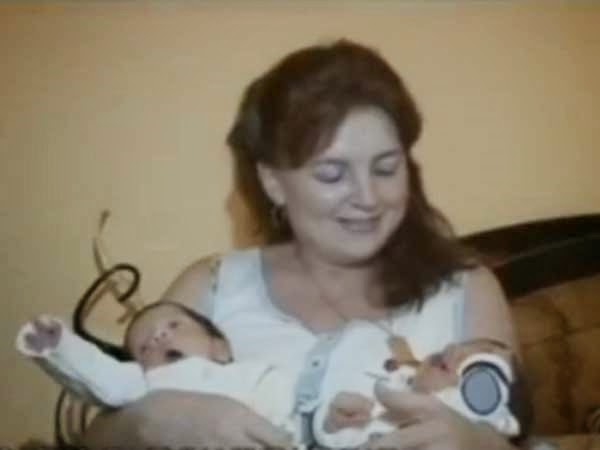 Γέννησε δίδυμα μετά το θάνατο του γιου της σε τροχαίο - Λίγους μήνες μετά έχασε το σύζυγό της! - Φωτογραφία 1
