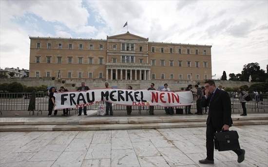 ΑΛ. ΤΣΙΠΡΑΣ: Η ΜΕΡΚΕΛ ΕΡΧΕΤΑΙ ΜΟΝΟ ΓΙΑ ΝΑ ΣΤΗΡΙΞΕΙ ΤΟΝ ΑΝΤΙΠΡΟΣΩΠΟ ΤΗΣ ΣΤΗΝ ΕΛΛΑΔΑ - Φωτογραφία 2