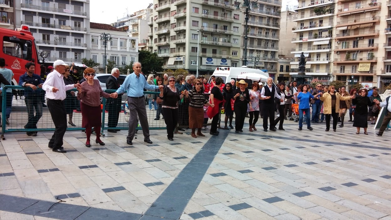 Πάτρα: Μεγάλη επιτυχία στην εκδήλωση για την Τρίτη Ηλικία στην Πλατεία Γεωργίου - Φωτογραφία 3