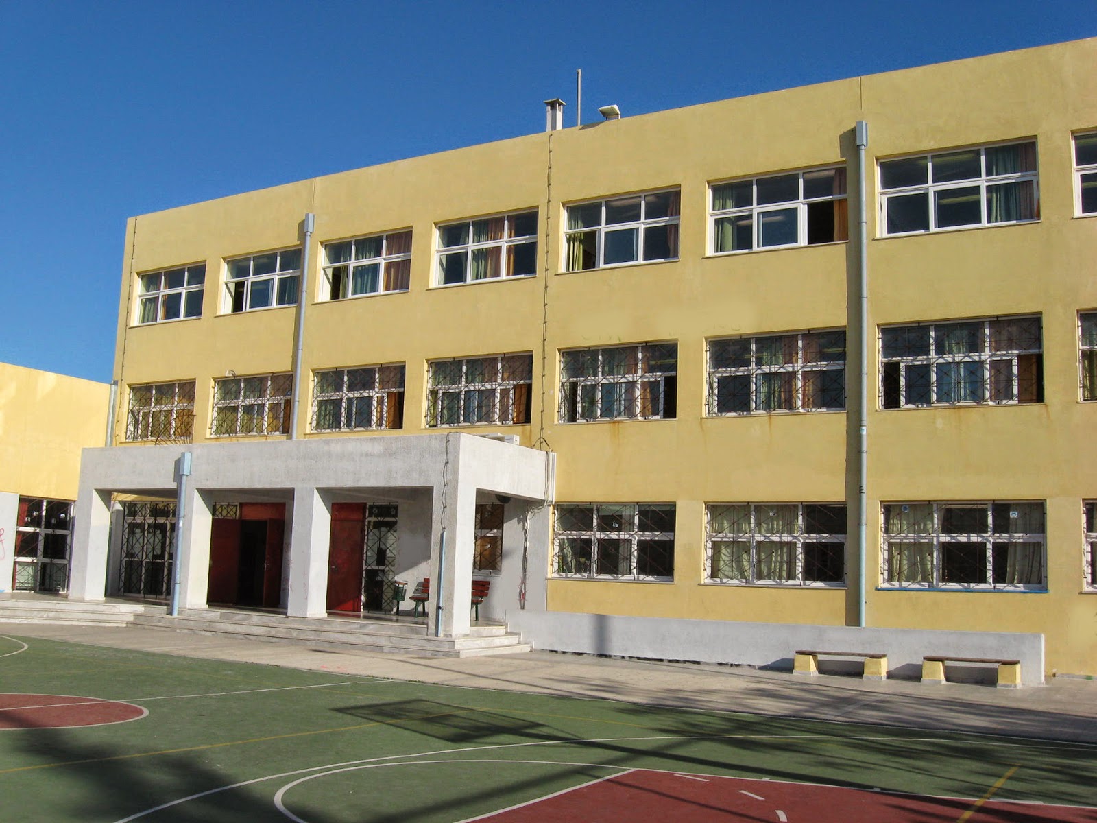 ΥΠΑΑΝ: Συμφωνία για την κατασκευή 14 σχολείων στην Αττική - Φωτογραφία 1