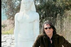 Η σκληρή απάντηση του Ηλία Ψινάκη στη μήνυση που του έκαναν, για τη φωτογράφηση στα αρχαία!