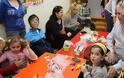 Ο Δήμαρχος Α. Παχατουρίδης έφτιαξε λαμπάδες και μοίρασε στα παιδιά και τους γονείς [photos] - Φωτογραφία 2