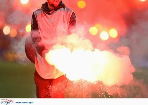 Η χθεσινοβραδινή ντροπή του ελληνικού ποδοσφαίρου σε 25 φωτογραφίες... - Φωτογραφία 20