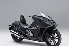 2014 HONDA NM4 Vultus: Αντισυμβατική σχεδιαστική ταυτότητα, με έντονες επιρροές από φουτουριστικές μοτοσυκλέτες γνωστές από Ιαπωνικές κινηματογραφικές ταινίες