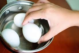 Πώς θα βράσεις τα αβγά χωρίς να σπάσουν; - Φωτογραφία 1