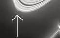To Cassini βλέπει το τελευταίο φεγγάρι του Κρόνου να γεννιέται