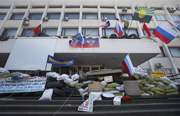 Οι φιλορώσοι διαδηλωτές στην Ουκρανία απορρίπτουν την συμφωνία της Γενεύης - Φωτογραφία 1