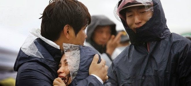 Kρεμασμένος σε δέντρο βρέθηκε ο διευθυντής του σχολείου ο οποίος είχε σωθεί από το ναυάγιο στη Nότιο Κορέα - Φωτογραφία 1