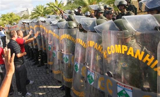 Βραζιλία: Ανεστάλη η απεργία των αστυνομικών - Φωτογραφία 1