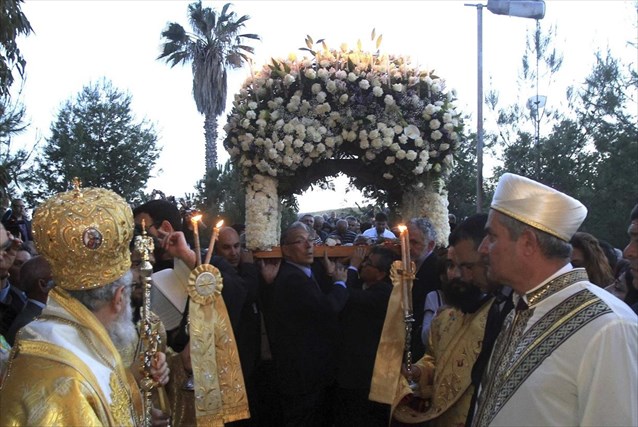 Αμμόχωστος: Η ακολουθία του Επιτάφιου για πρώτη φορά μετά το 1957 - Φωτογραφία 2