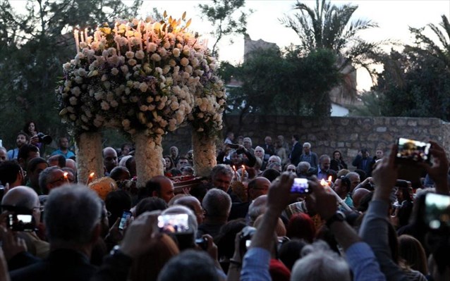 Αμμόχωστος: Η ακολουθία του Επιτάφιου για πρώτη φορά μετά το 1957 - Φωτογραφία 3