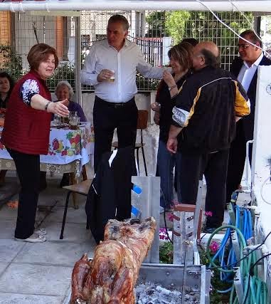 Πασχαλιάτικο σεργιάνι του Α. Παχατουρίδη στις γειτονιές του Περιστερίου - Φωτογραφία 7