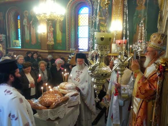 Αρχιερατική Θεία Λειτουργία τελέσθηκε την Δευτέρα του Πάσχα, 21η Απριλίου 2014, στον Πανηγυρίζοντα Ιερό Ναό του Αγίου Νεομάρτυρος Δημητρίου Τριπόλεως - Φωτογραφία 5