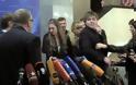 Χυδαία φραστική επίθεση Ρώσου πολιτικού σε έγκυο δημοσιογράφο - Ζήτησε από τους βοηθούς του να τη βιάσουν - Φωτογραφία 6