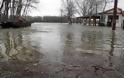 Τουλάχιστον 3 νεκροί και 3 αγνοούμενοι από πλημμύρες στη Ρουμανία