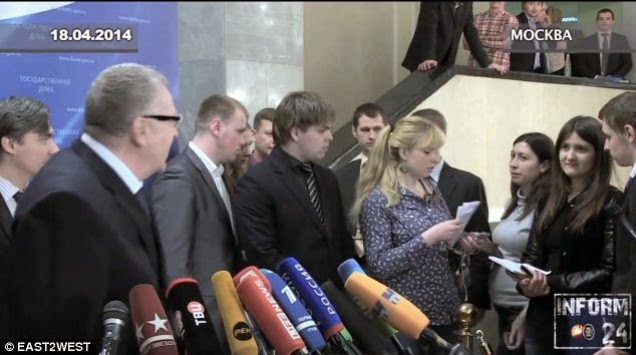 Ο Ζιρινόφσκι ζήτησε από τους βοηθούς του να βιάσουν έγκυο δημοσιογράφο γιατί δεν του άρεσε η ερώτηση! - Φωτογραφία 1