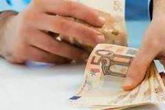 Κοινωνικό μέρισμα: Μια στις επτά αιτήσεις πληροί τα κριτήρια