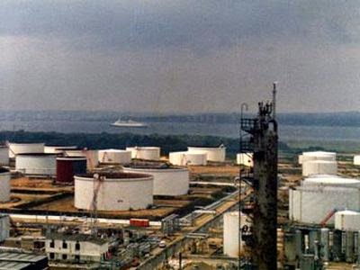 Βρετανία: Κλοπή καυσίμου και παύση εργασιών σε πετρελαιαγωγό της Exxon - Φωτογραφία 1