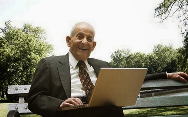 Οι ηλικιωμένοι που ασχολούνται με το διαδίκτυο είναι πιο χαρούμενοι! - Φωτογραφία 1