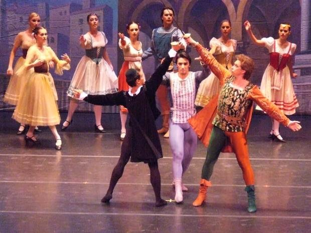 Aναβάλλονται τελικά οι παραστάσεις του μπαλέτου της Μόσχας Ρωμαίος και Ιουλιέτα - Φωτογραφία 1