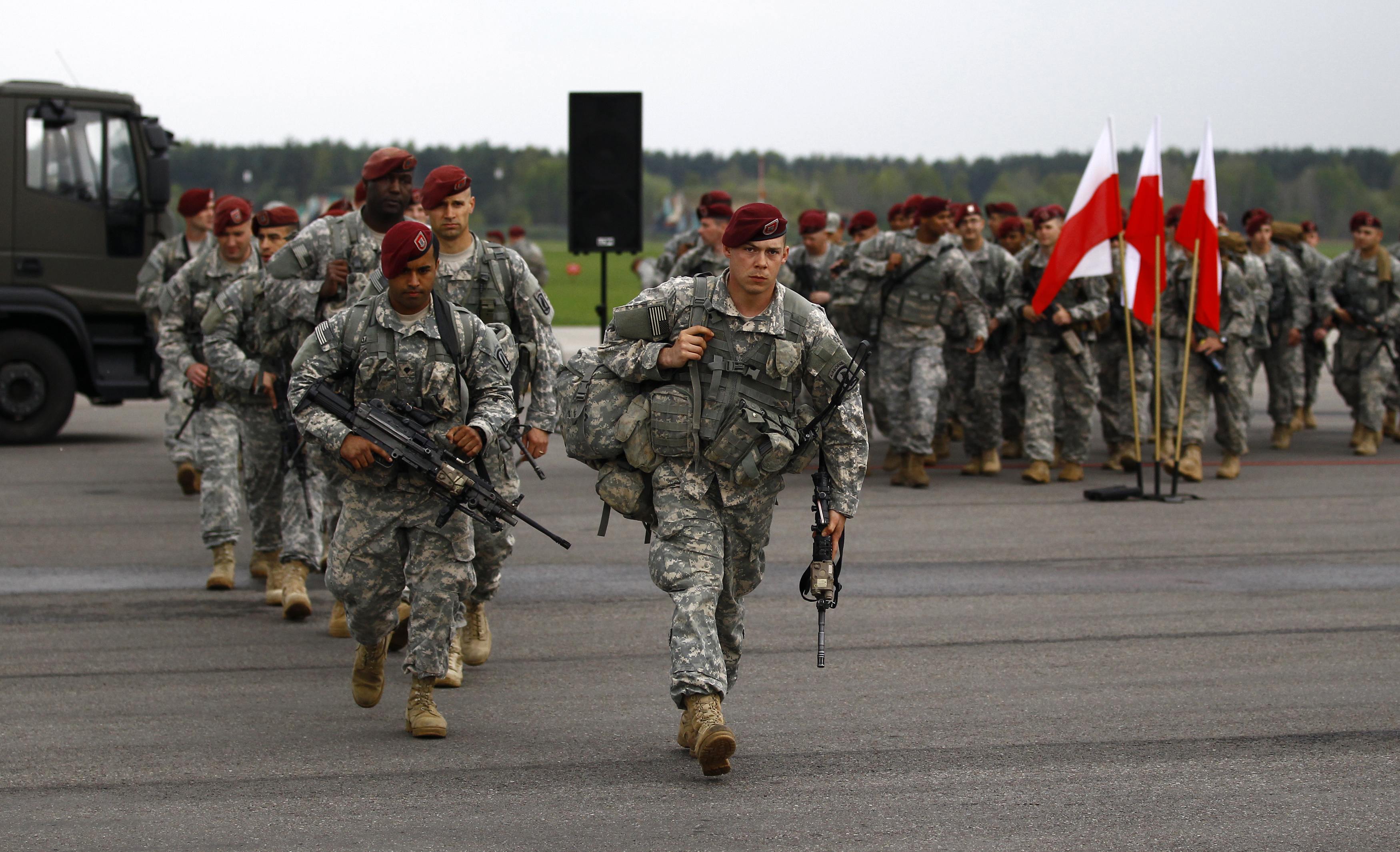 Έφτασαν τα στρατεύματα των ΗΠΑ στην Πολωνία - ΦΩΤΟ - Φωτογραφία 2
