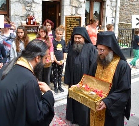 4668 - Η Στεμνίτσα υποδέχθηκε το Ιερό λείψανο Αγίου Γεωργίου από την Ιερά Μονή Οσίου Ξενοφώντος Αγίου Όρους - Φωτογραφία 2