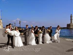 Γέμισε νύφες και γαμπρούς το Ενετικό λιμάνι των Χανίων [Photos] - Φωτογραφία 1