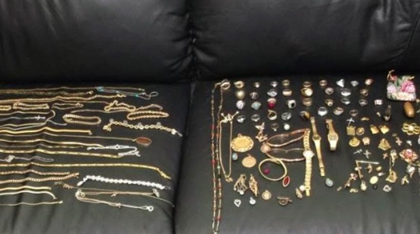 Αγόραζαν και πωλούσαν κλεμμένα κοσμήματα στη Νάουσα - Φωτογραφία 1