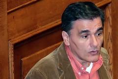 ΣΥΡΙΖΑ: Η ΤΡΟΪΚΑ ΕΜΜΕΝΕΙ ΣΕ ΠΟΛΙΤΙΚΕΣ ΠΟΥ ΚΑΤΑΣΤΡΕΦΟΥΝ