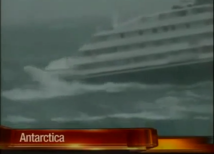 Ίσως η πιο εντυπωσιακή μάχη πλοίου με κύματα «θηρία» - Όταν σβήνουν οι μηχανές στην πιο άγρια θάλασσα [video] - Φωτογραφία 1