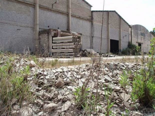 Πάτρα: Κινδύνευσε το εργοστάσιο ΤΙΤΑΝ από την φωτιά έξω από την ΑΜΙΑΝΤΙΤ - Φωτογραφία 2